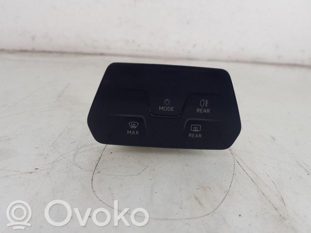 Volkswagen Golf VIII Interruptor de luz 