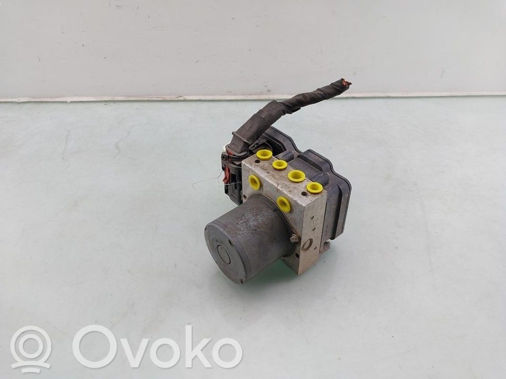 Volkswagen Polo VI ABS bloks 