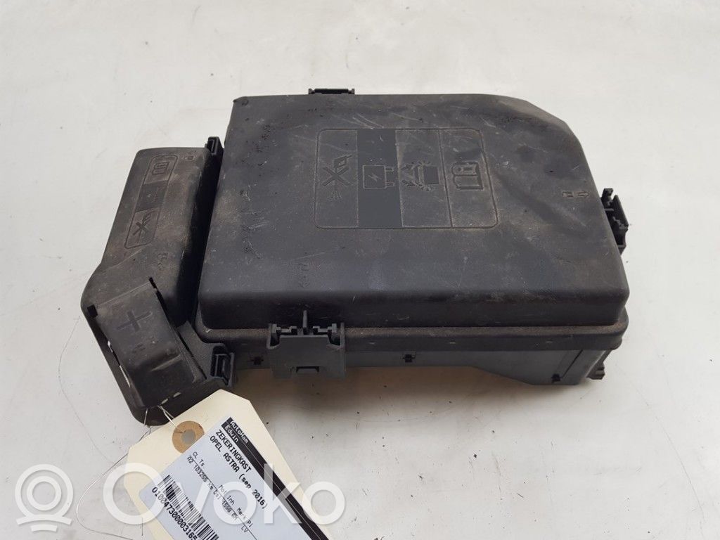 Opel Astra K Set scatola dei fusibili