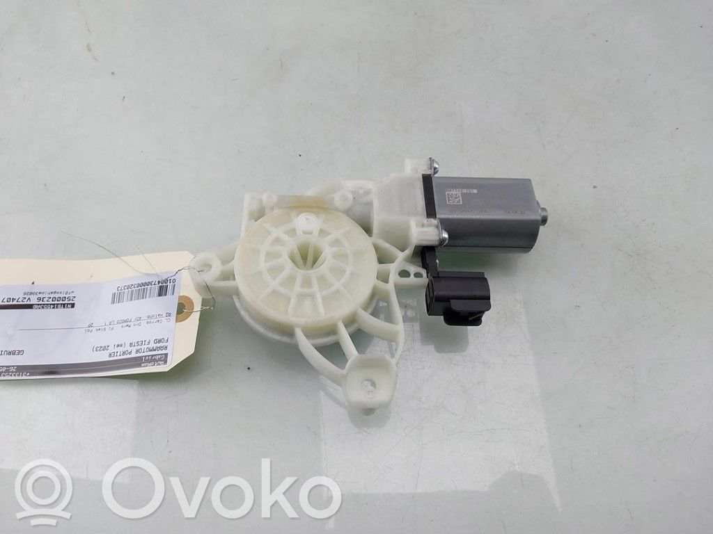 Inne części wnętrza samochodu   L1TB14553DE,L1TB14553DB,N1TB14553AB,2414133,L1TB14553DB,L1TB14553DE,N1TB14553AB