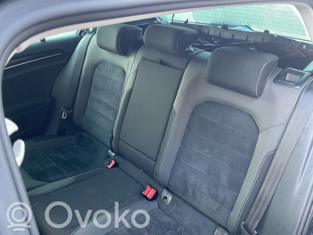 Volkswagen Golf VII Al doilea rând de scaune 