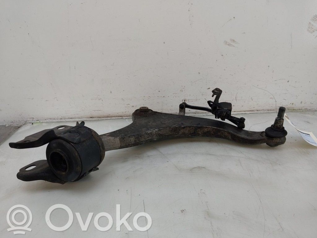 Volvo V60 Etutukivarsi 