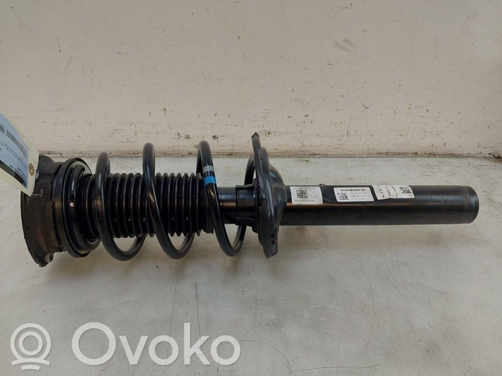 Volkswagen Golf VIII Stoßdämpfer vorne