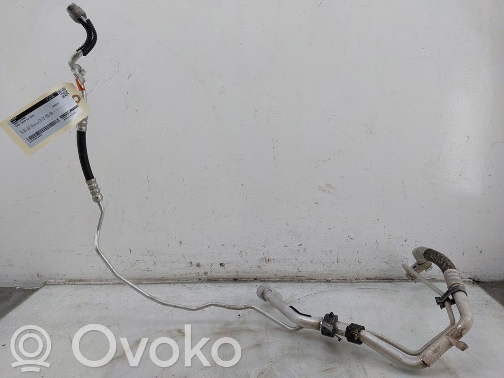 Ford Focus Ilmastointilaitteen putki (A/C) 