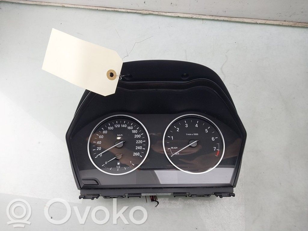 BMW 1 F20 F21 Geschwindigkeitsmesser Cockpit 