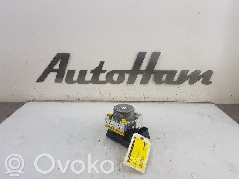 Volkswagen Golf VIII Bomba de ABS 