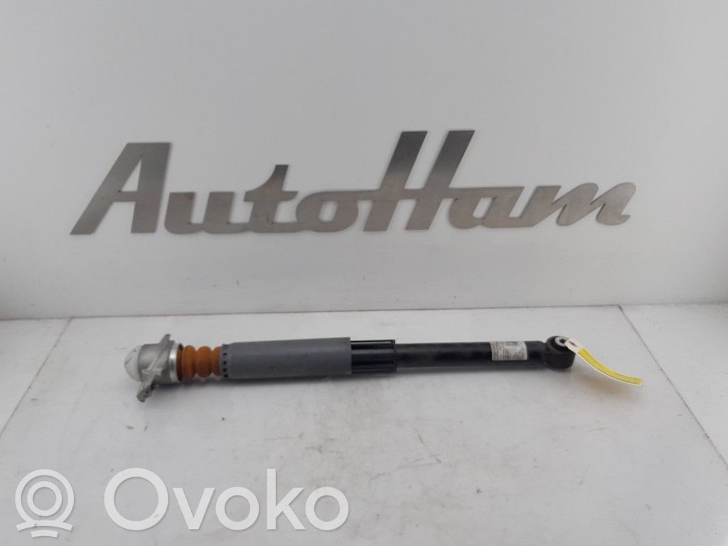 Audi A3 8Y Takaiskunvaimennin 