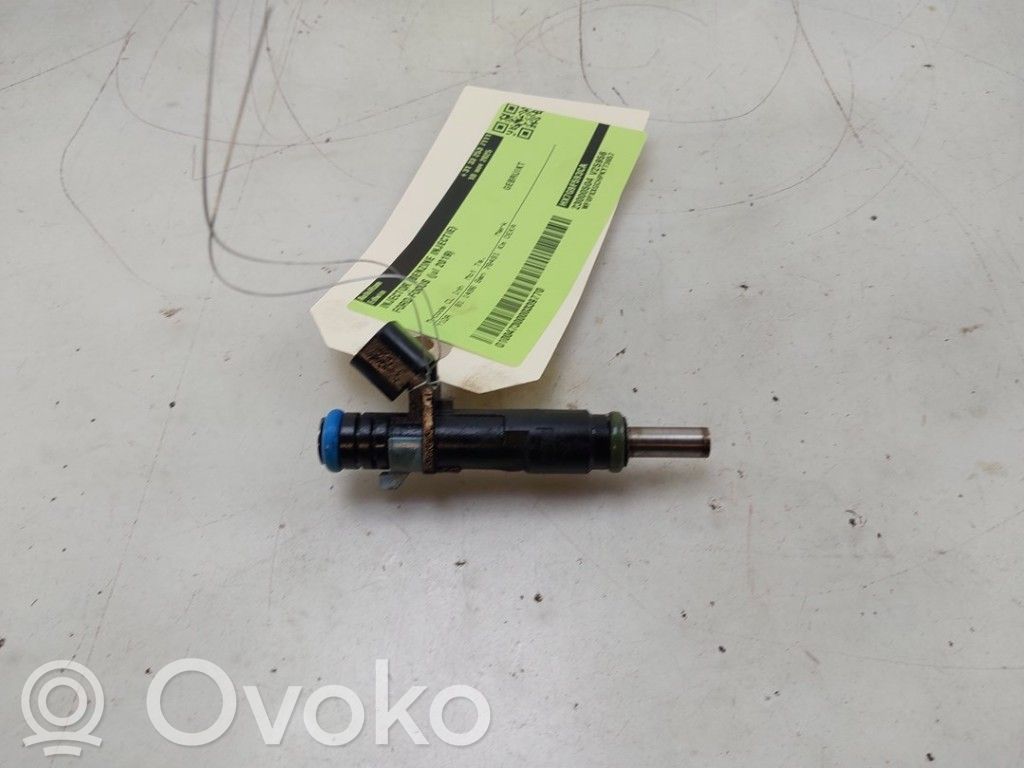 Ford Focus Fuel injector 