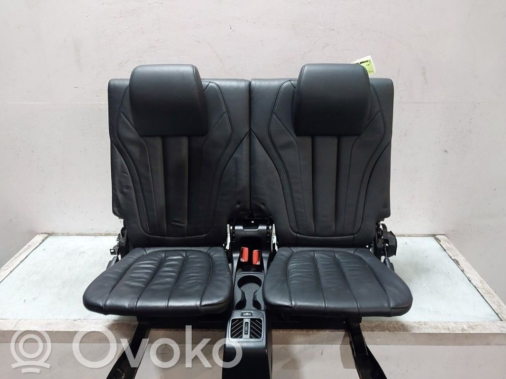 BMW X5 F15 Toisen istuinrivin istuimet 