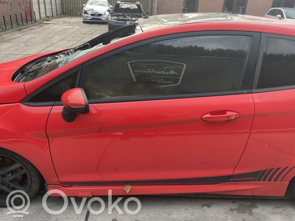 Ford Fiesta Дверь 