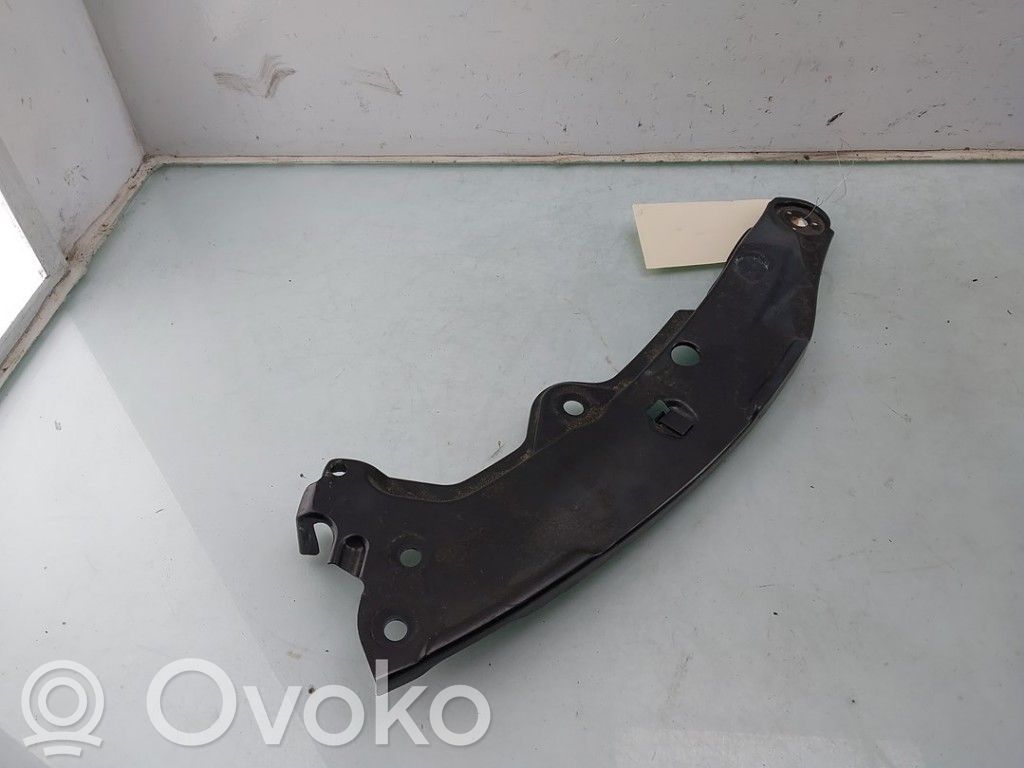 Volkswagen Golf VIII Support phare frontale
