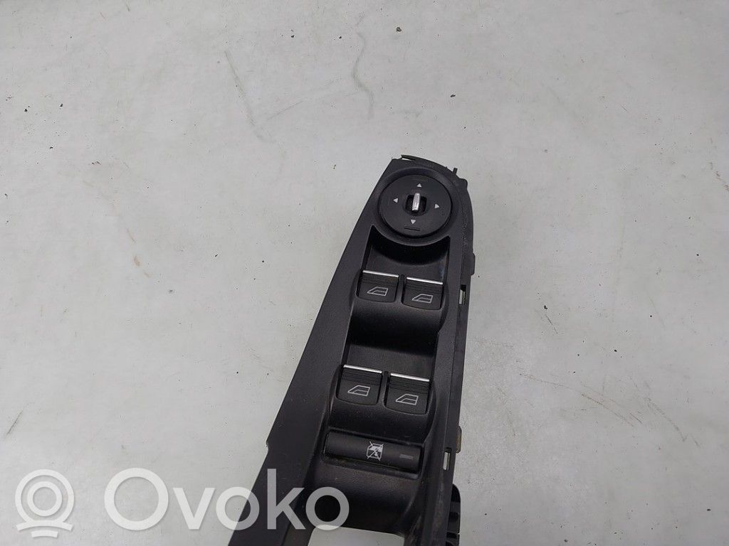 Ford Fiesta Electric window control switch 
