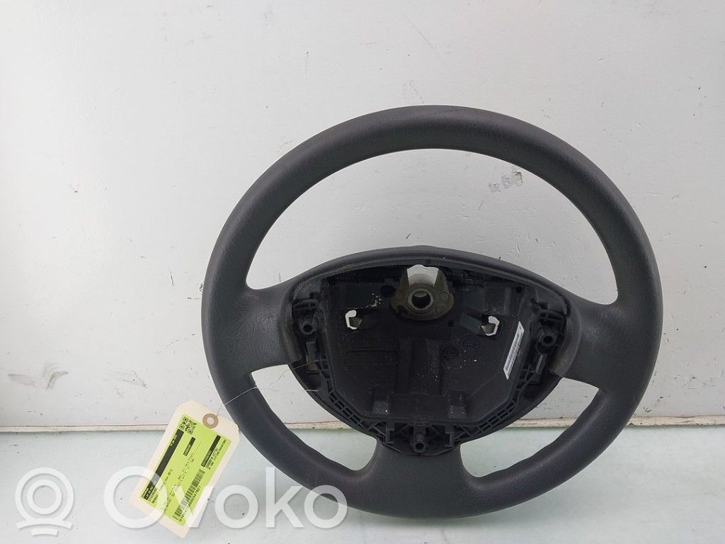 Renault Twingo II Ohjauspyörä 