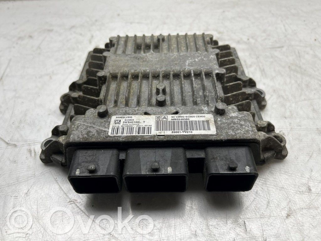 Peugeot 107 Engine control unit/module 