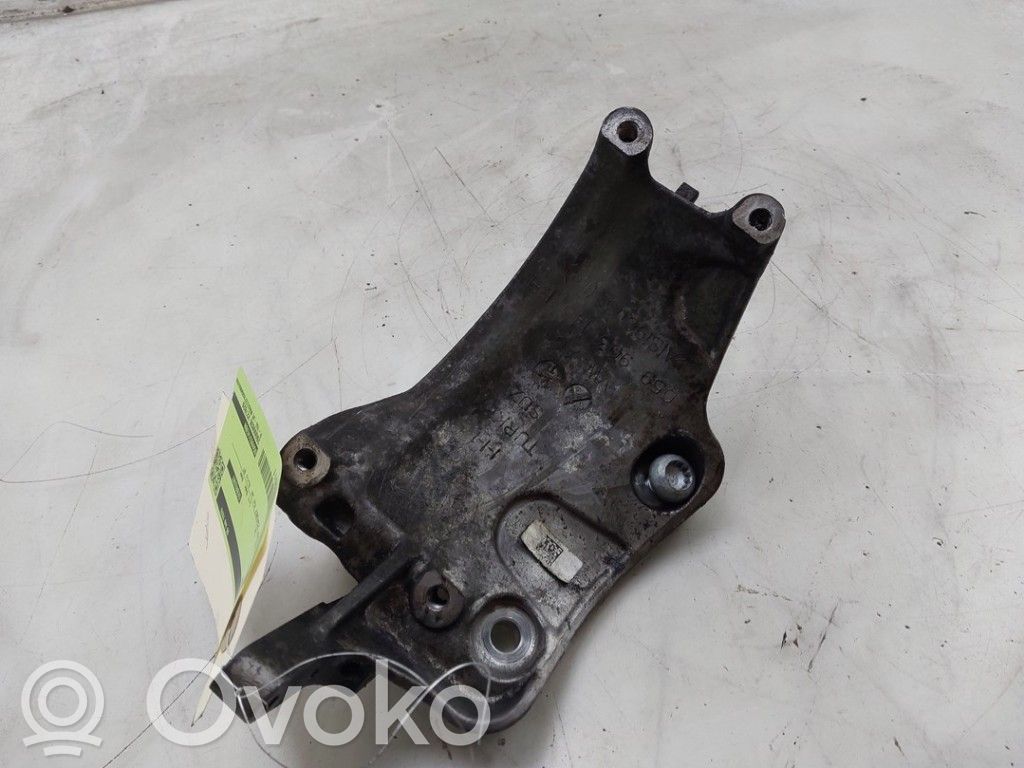 Audi A6 S6 C8 4K Soporte del alternador 