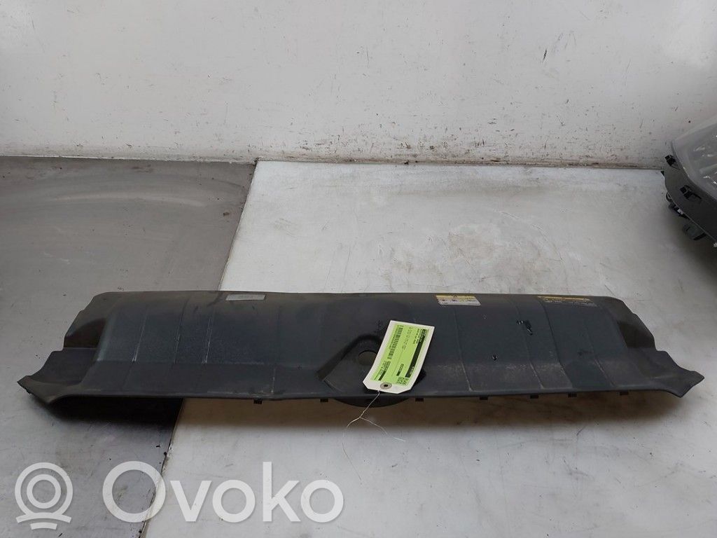 Audi A5 Support de radiateur sur cadre face avant 