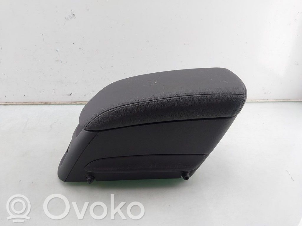 Opel Meriva B Reposabrazos 