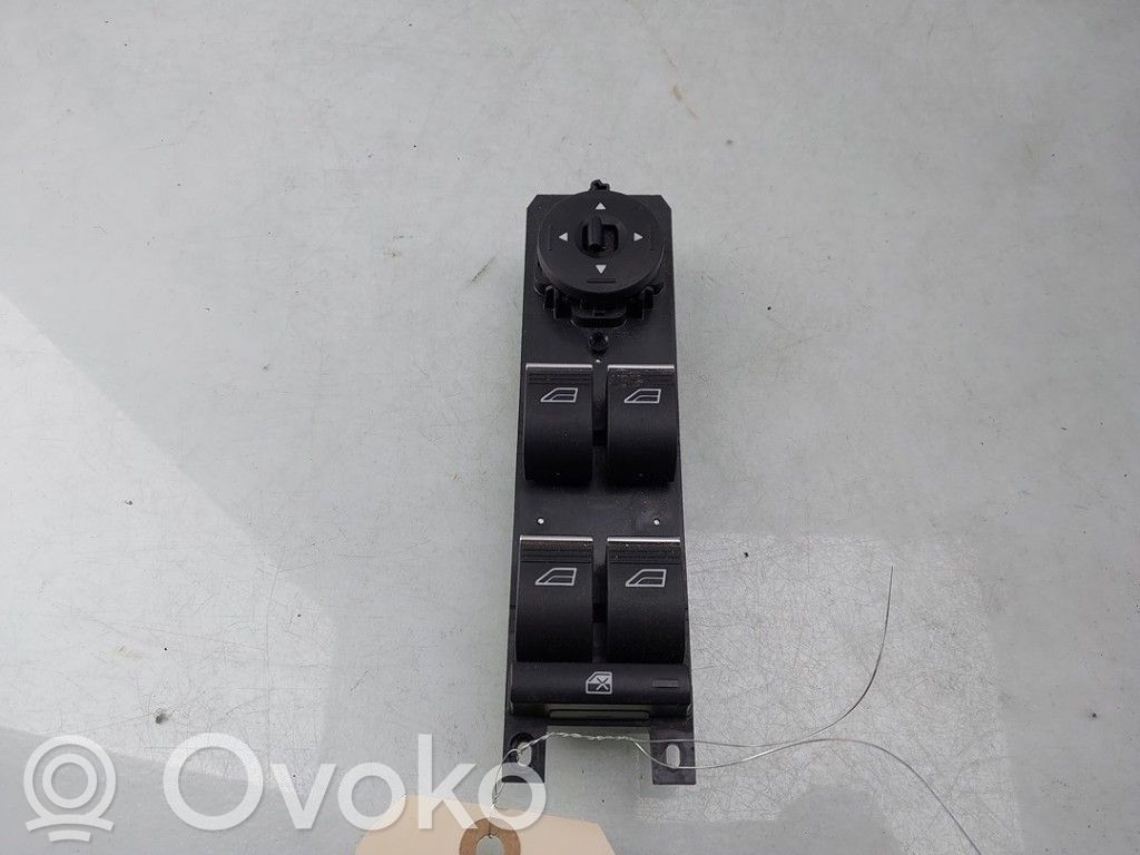 Ford B-MAX Electric window control switch 