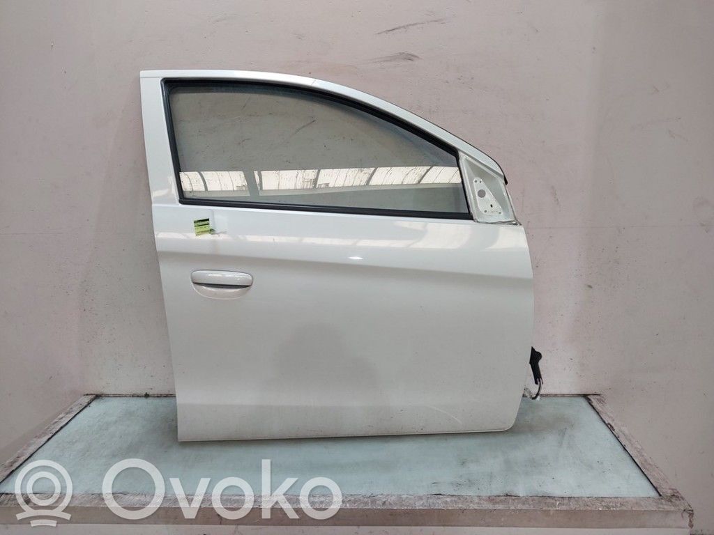 Mitsubishi Space Star Puerta delantera 