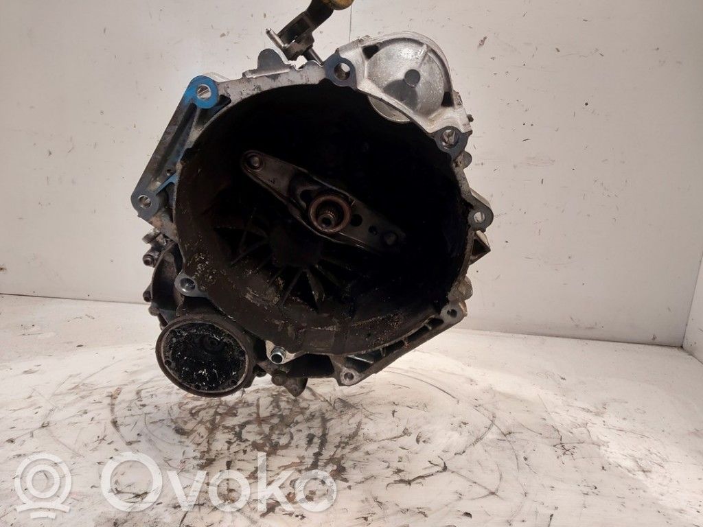 Volkswagen Golf VII Cutie viteze manuală cu 6 trepte 