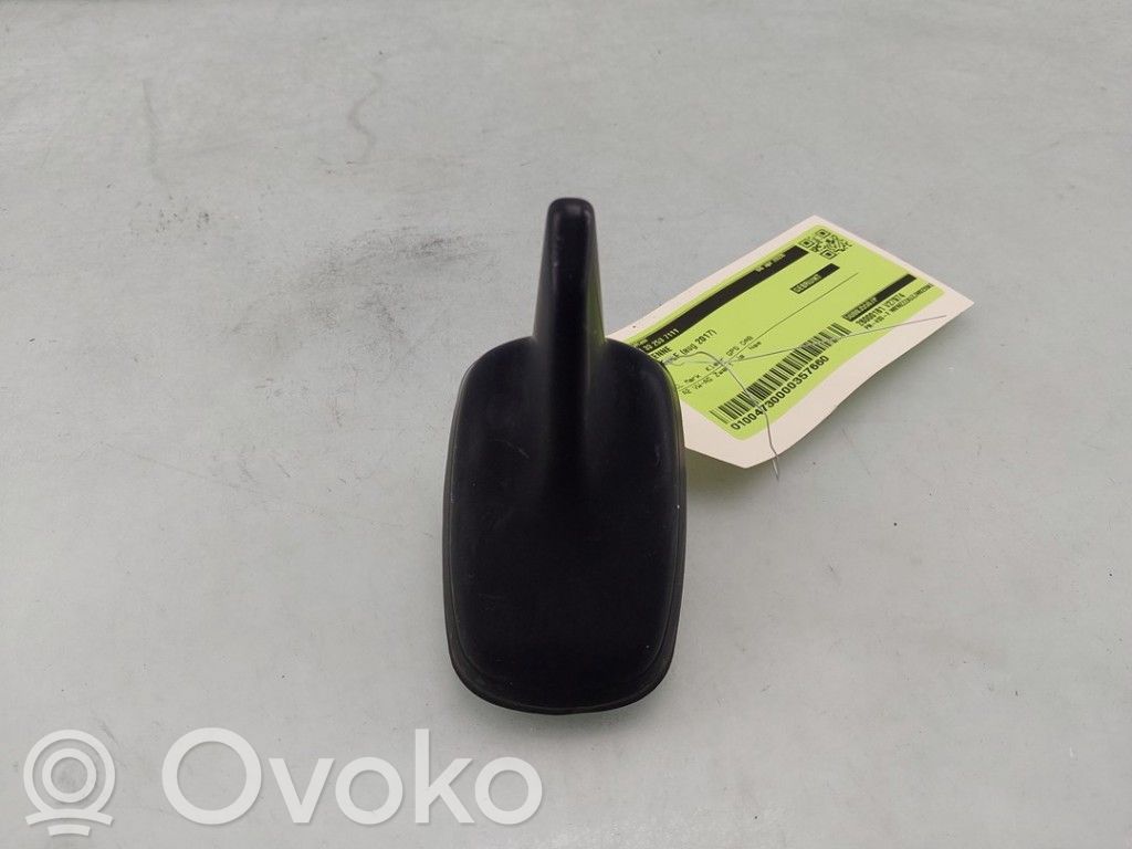 Volkswagen Golf VII Antena radiowa