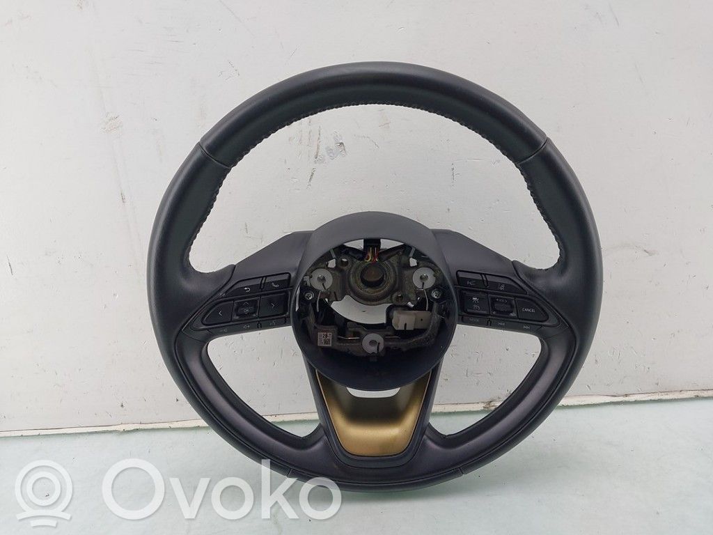 Toyota Yaris Cross Stūre 
