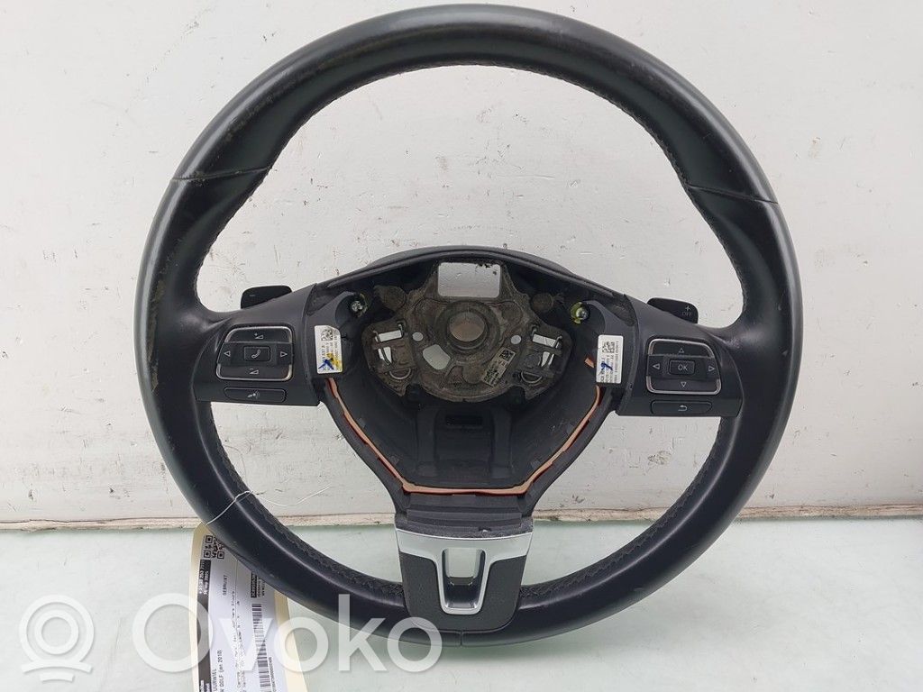 Volkswagen Golf VI Ohjauspyörä 
