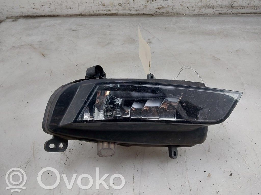 Etusumuvalo   8XA941700A,8XA941700A,8XA941700E,8XA941700A,8XA941700E