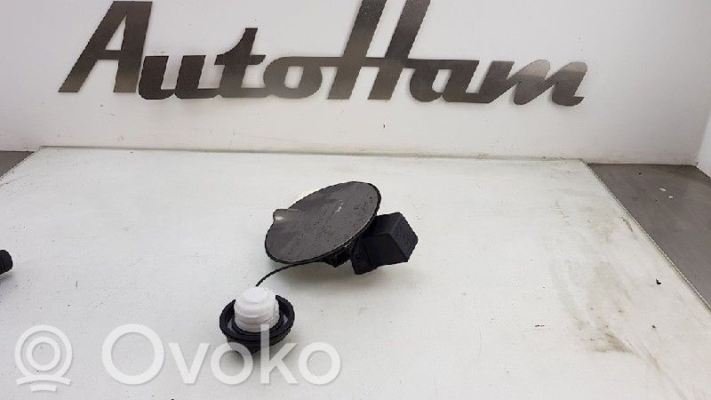 Opel Corsa E Polttoainesäiliön korkki 