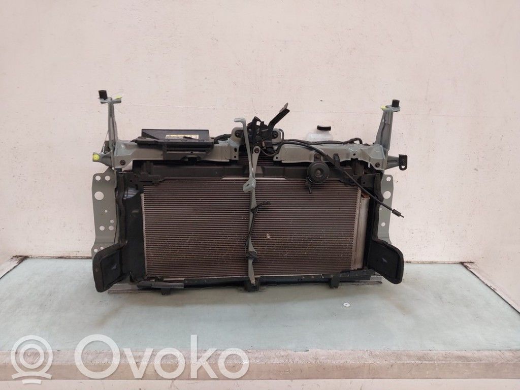 Toyota Corolla Cross Set radiatoare 