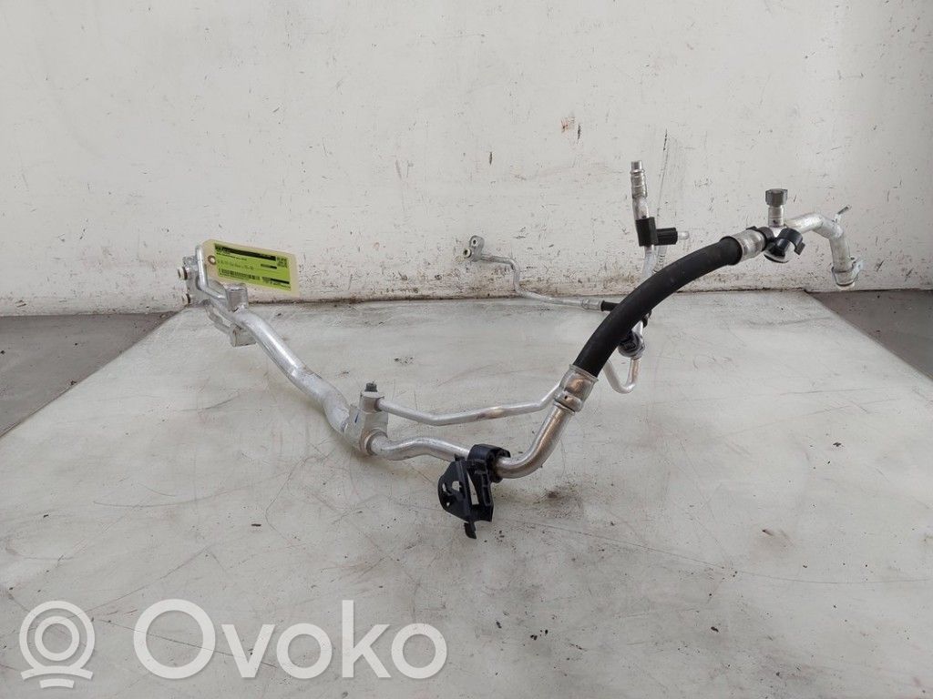Mini Cooper Countryman F60 Ilmastointilaitteen putki (A/C) 