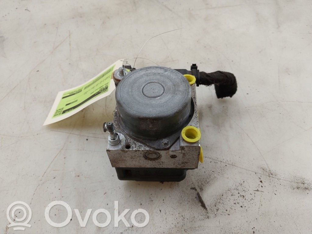 Opel Corsa D Bomba de ABS 