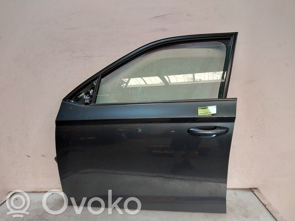 Drzwi przednie   6V0831055A,6V0831051A,6V0831055A,6V0831051A,6V0831055A