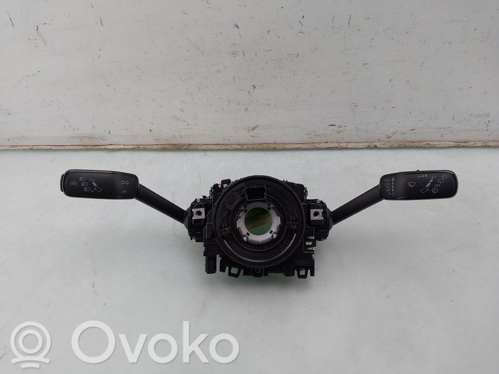 Volkswagen Golf VII Pulsanti/interruttori sul volante