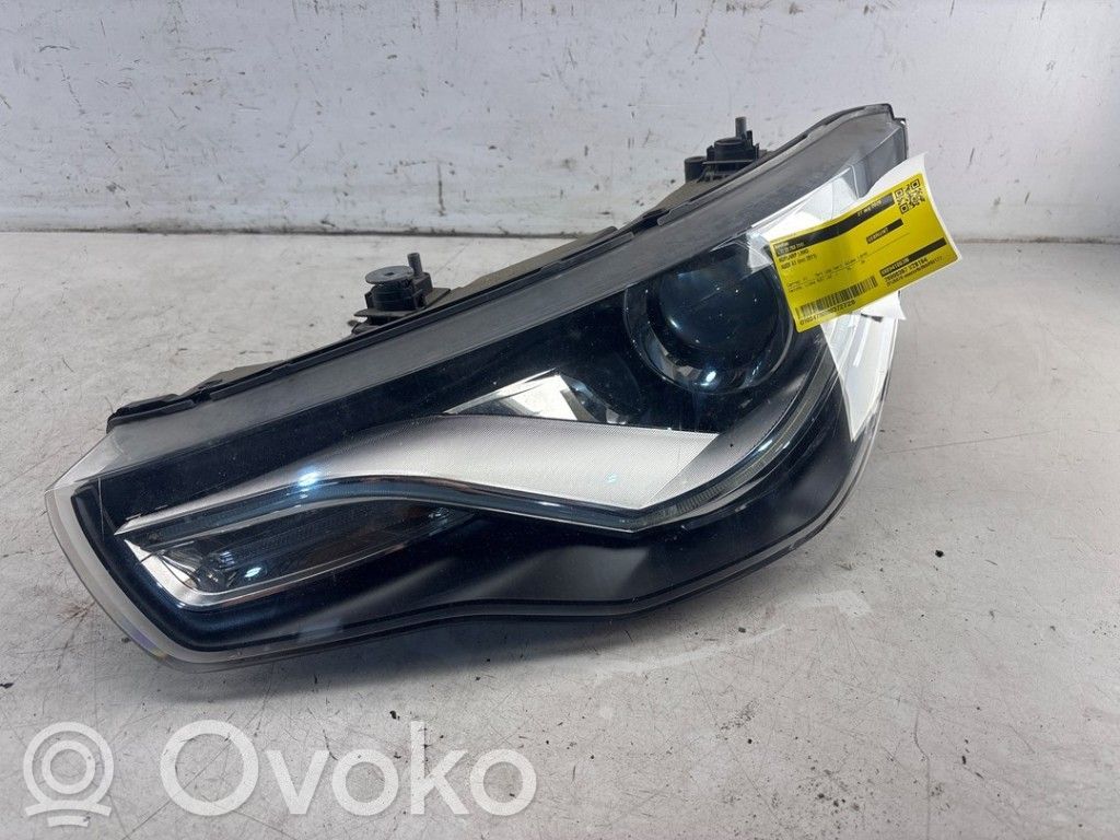 Audi A1 Lampa przednia 