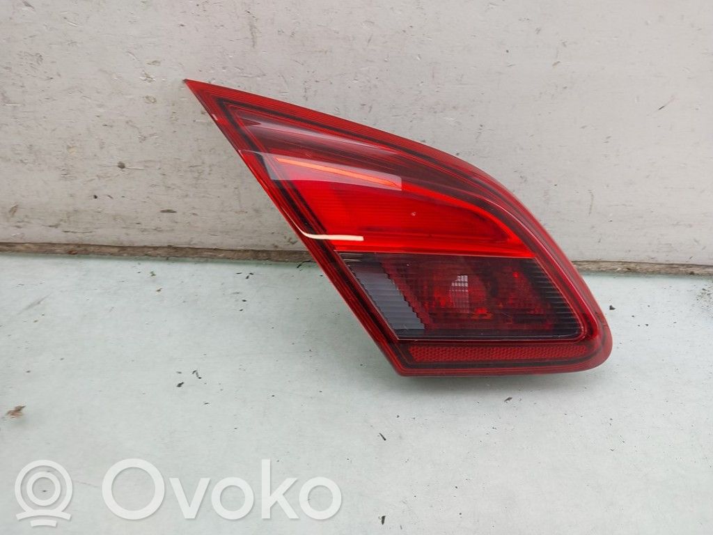 Opel Corsa E Lampa tylna 
