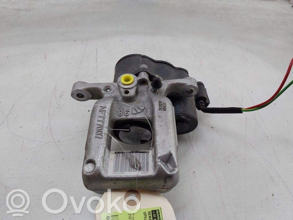 Opel Frontera Tylny zacisk hamulcowy 