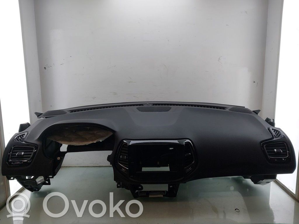 Jeep Compass Oro pagalvių komplektas
