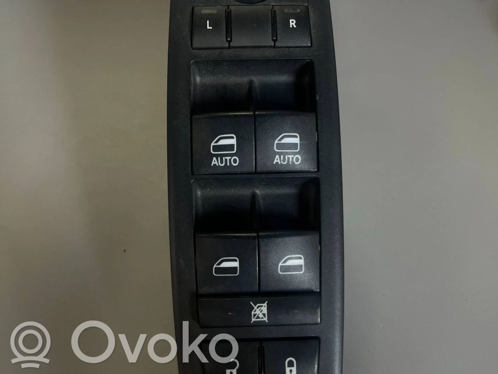Przyciski szyb   68086693AD,10025584,86396B