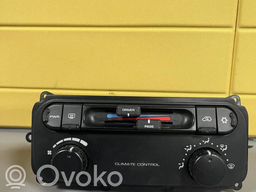 Chrysler Voyager Panel klimatyzacji 