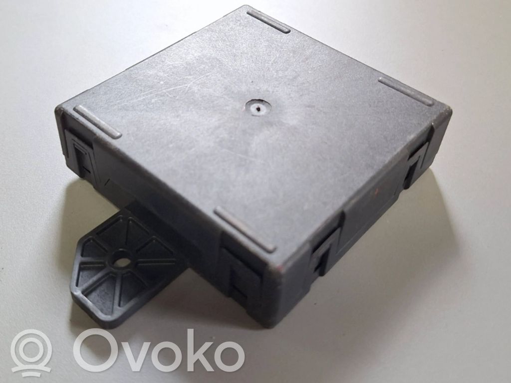 Unité de commande module de porte   68155771AB,2841584901300