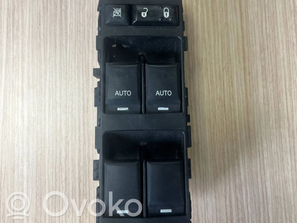 Chrysler 300 - 300C Electric window control switch 