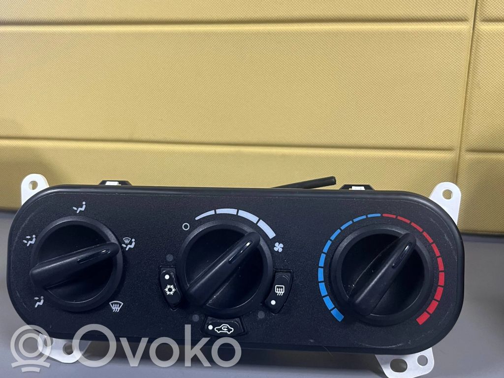 Dodge Caliber Climate control unit 