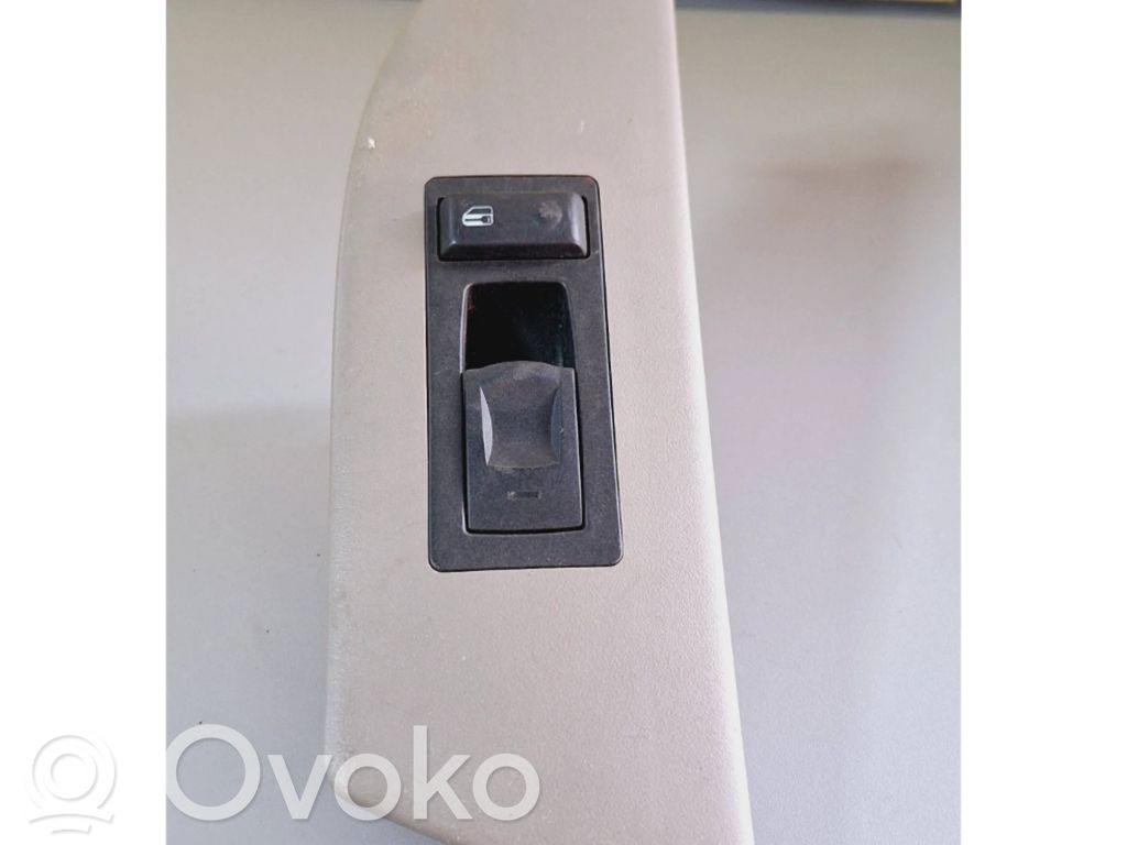 Electric window control switch   04602324AE