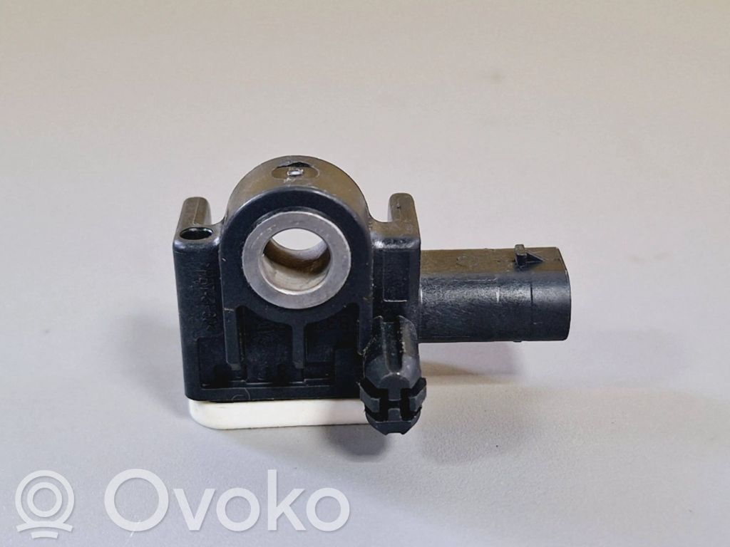 Mercedes-Benz CLA C117 X117 W117 Airbag deployment crash/impact sensor 