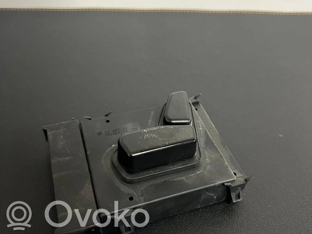 Chrysler 300C Seat control switch 