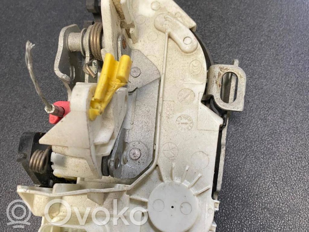 Jeep Compass Front door lock 