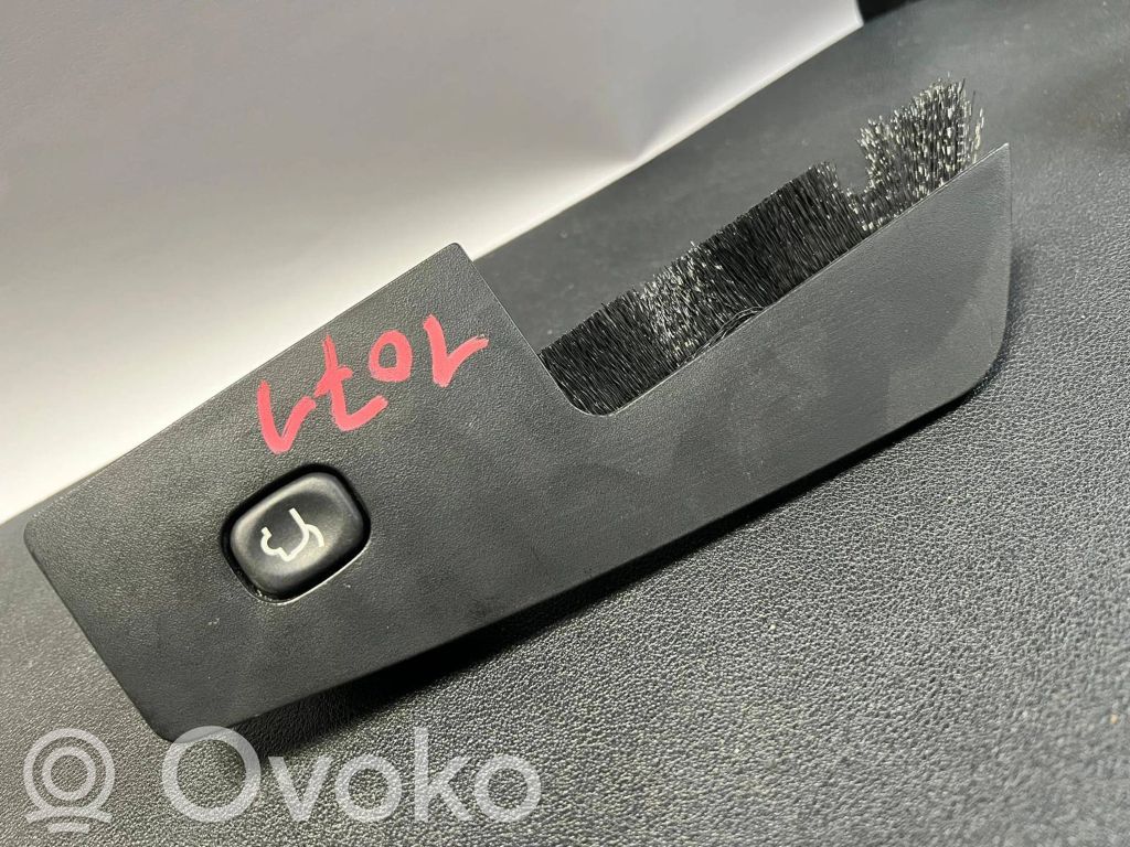 Tailgate/boot open switch button   04602751AA,12861261,30505U,126103381172