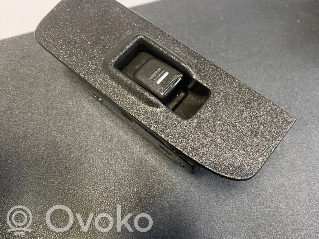 Isuzu D-Max Electric window control switch 
