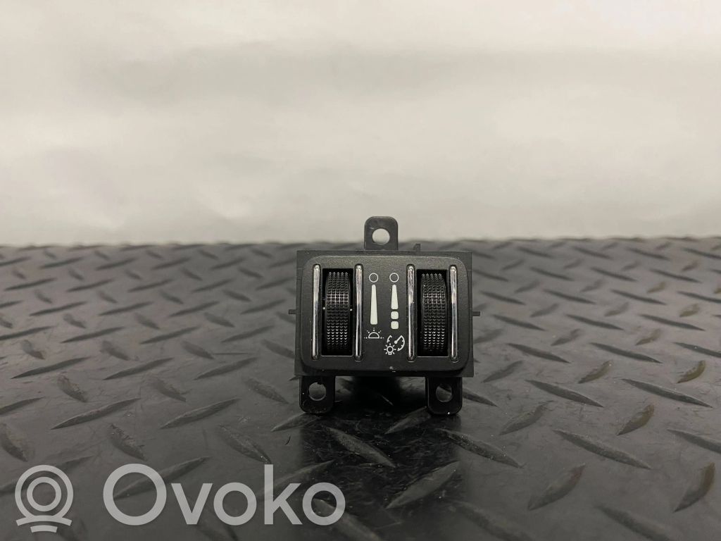 Chrysler Town & Country V Panel lighting control switch 
